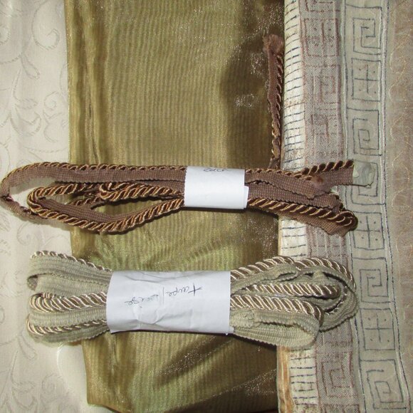 Jacquard Fabric - Creamy Off White - 74" x 100" - Picture 15 of 16